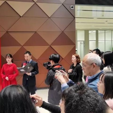 🌟半导体设计“断供”下的创新突围：EDA软件升级暂停后的N种可能✨